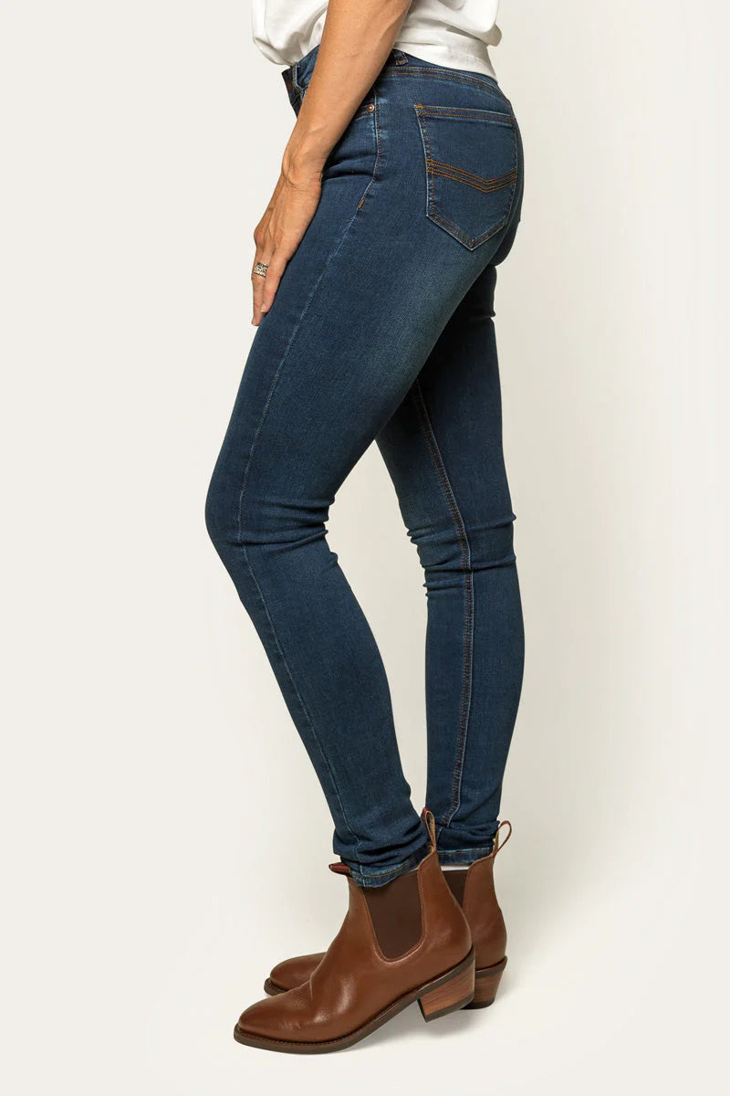 VICTORIA WOMENS MID RISE STRAIGHT LEG JEAN - CLASSIC BLUE - Ringers Western Toowoomba