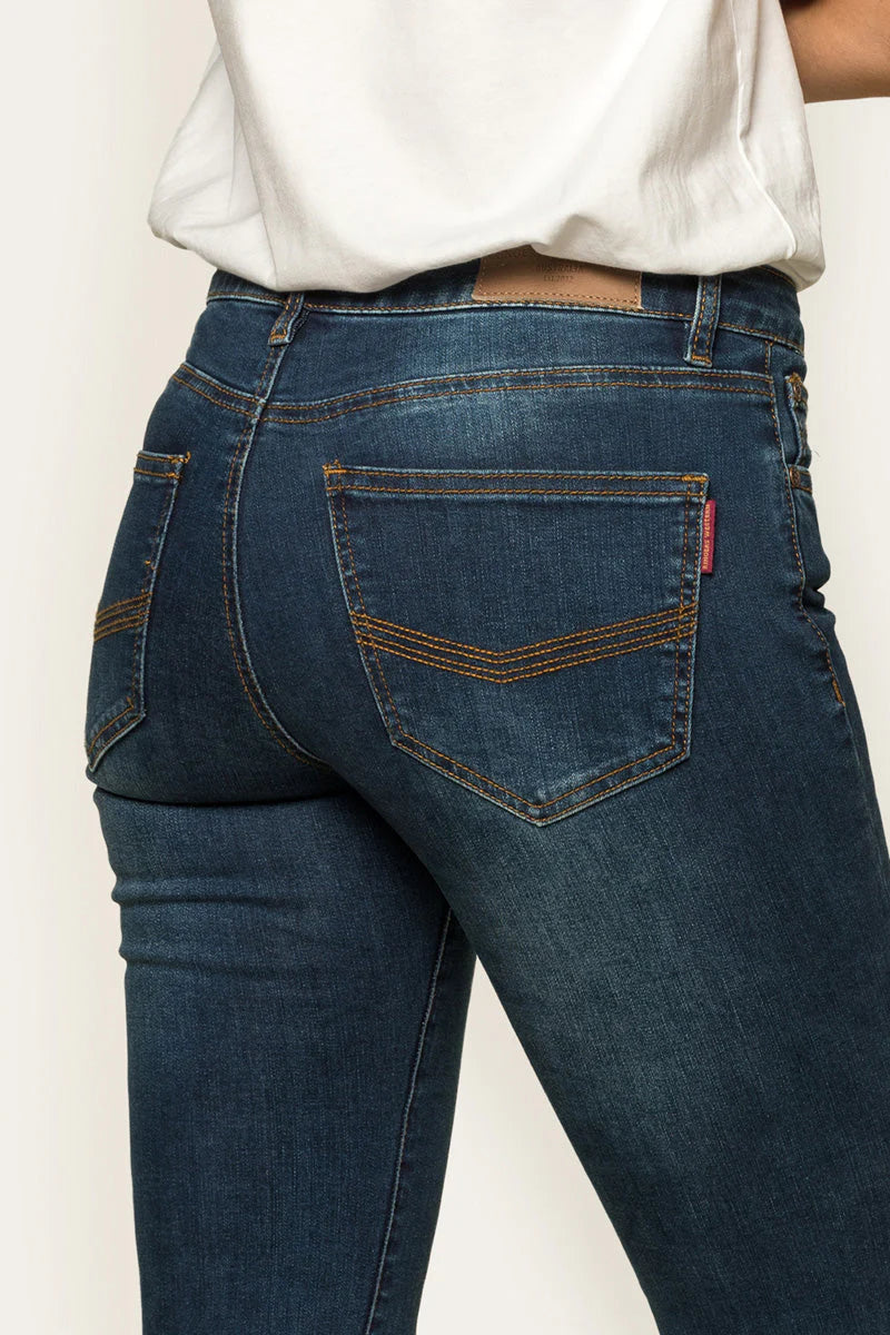 VICTORIA WOMENS MID RISE STRAIGHT LEG JEAN - CLASSIC BLUE - Ringers Western Toowoomba